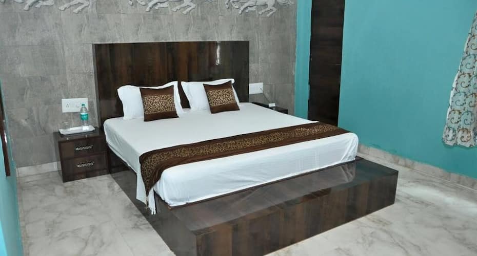 Seasons Hotel & Restaurant, Kaithal 1